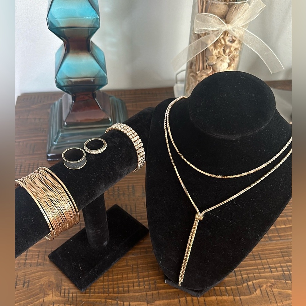 Custom jewelry set
